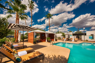 Palm Villas in Scottsdale, AZ - Building Photo - Building Photo