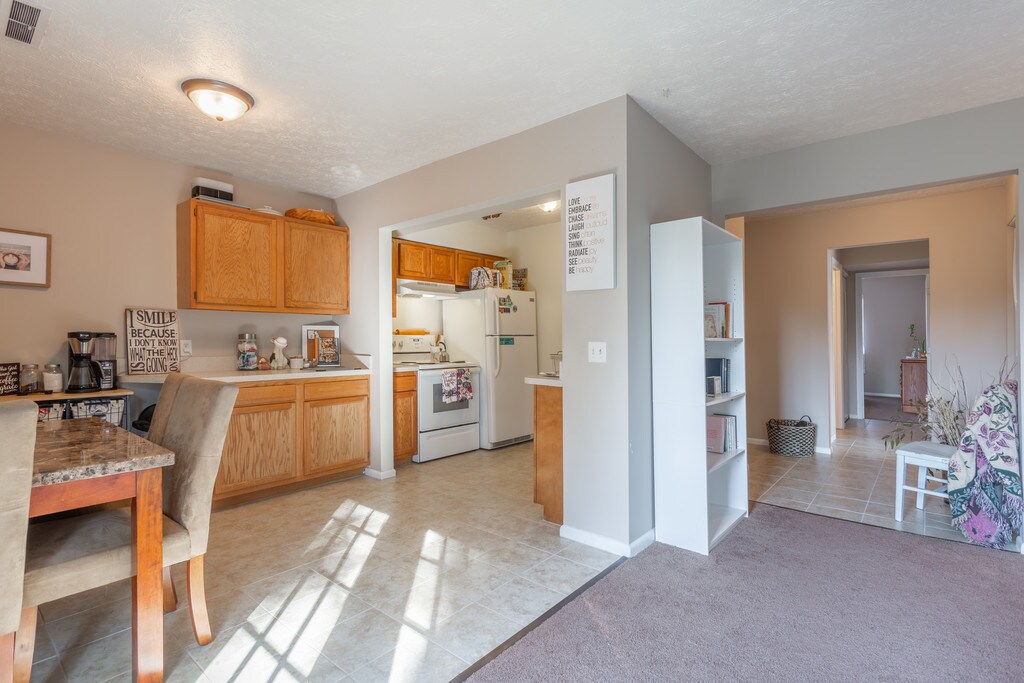 Brookside Village Apartments in Wadsworth, OH