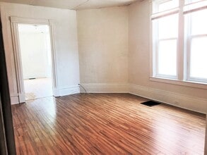 806 N Negley Ave in Pittsburgh, PA - Building Photo - Building Photo