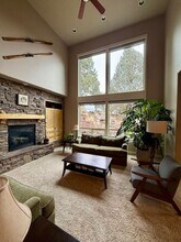 63190 Brookstone Ln in Bend, OR - Building Photo - Building Photo