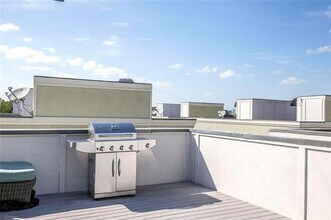 3407 Bryan St in Dallas, TX - Building Photo - Building Photo