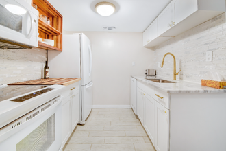 3640 41st Ln S in St. Petersburg, FL - Building Photo - Building Photo