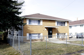 Tyler Street Apartments in Columbia Heights, MN - Building Photo - Building Photo