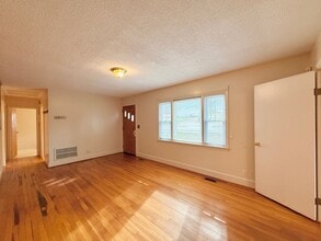 408 W Atlantic St in South Hill, VA - Building Photo - Building Photo