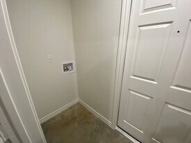 2302 Zanoletti Ct in Temple, TX - Building Photo