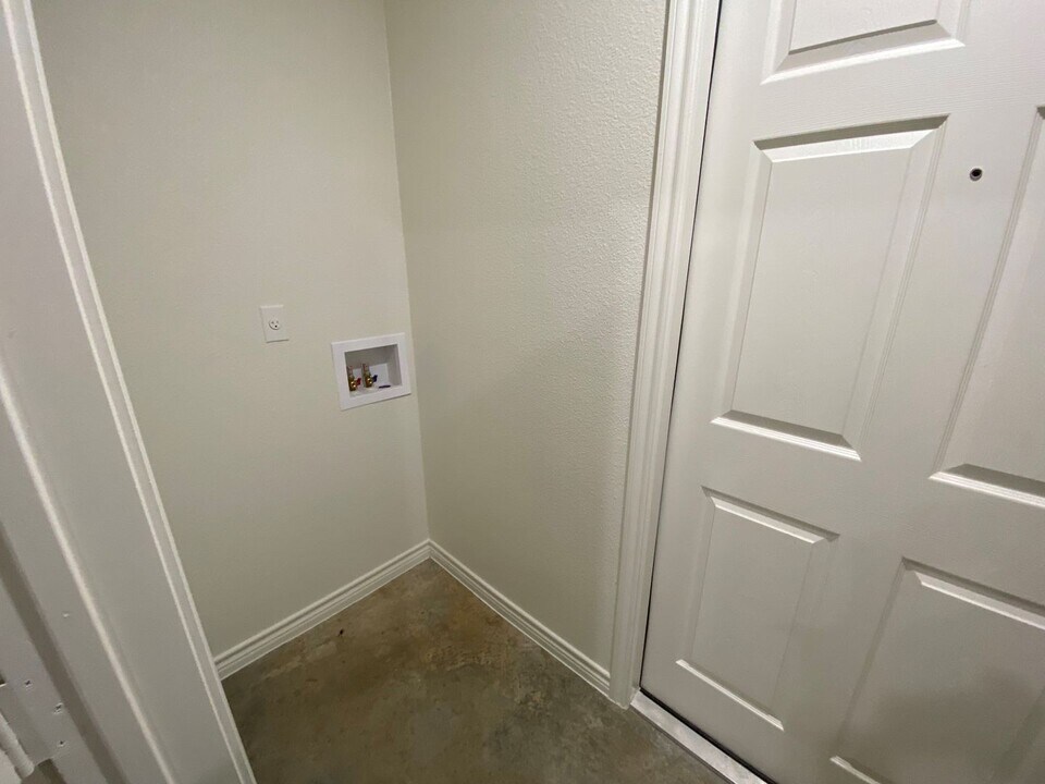 2302 Zanoletti Ct in Temple, TX - Building Photo