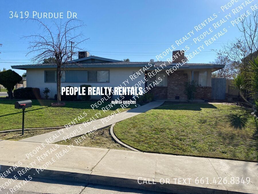 3419 Purdue Dr in Bakersfield, CA - Building Photo