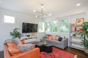 2208 Elliott Ave in Nashville, TN - Building Photo