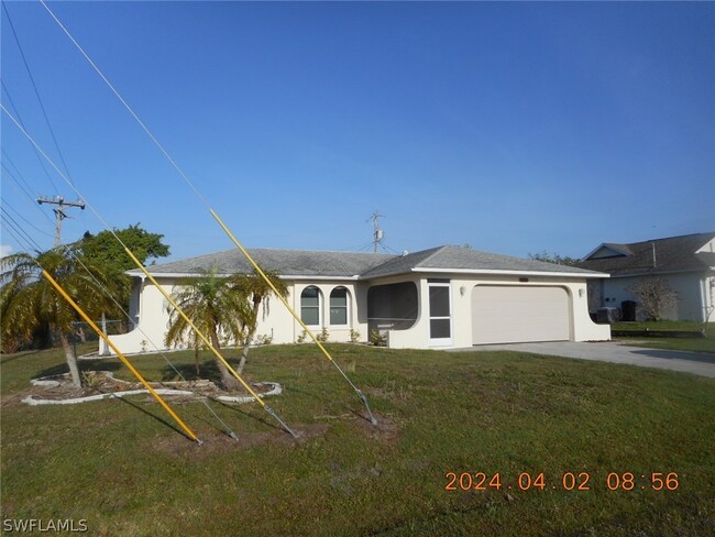 1828 SW 2nd Pl in Cape Coral, FL - Building Photo - Building Photo