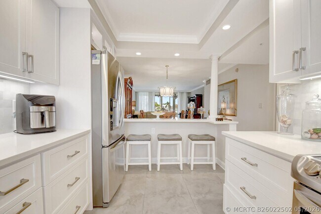 3224 S Ocean Blvd