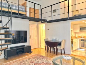 328 Dartmouth St, Unit 5 in Boston, MA - Building Photo - Building Photo