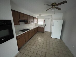 127 Lucas Rd in Merritt Island, FL - Building Photo - Building Photo