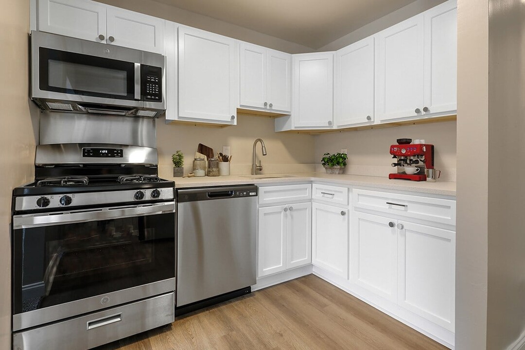 Padonia Village Apartments in Timonium, MD - Building Photo