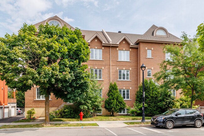 1783 Alexis-Nihon Boul in St. Laurent, QC - Building Photo - Building Photo