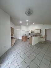 1213 Old Millpond Rd in Melbourne, FL - Building Photo - Building Photo