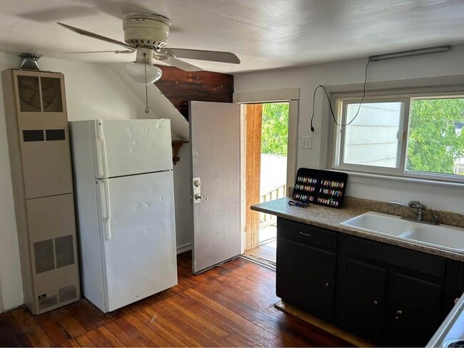 304 N Wilson St in Kimberly, WI - Building Photo - Building Photo