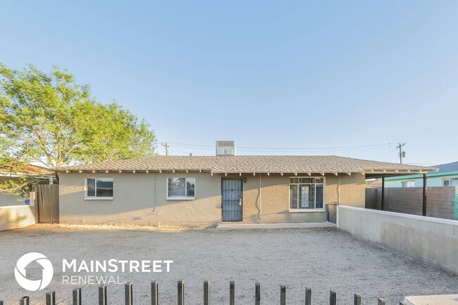 property at 3154 W Palo Verde Dr