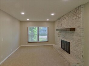 3210 Hamlet Dr in Woodbury, MN - Building Photo - Building Photo