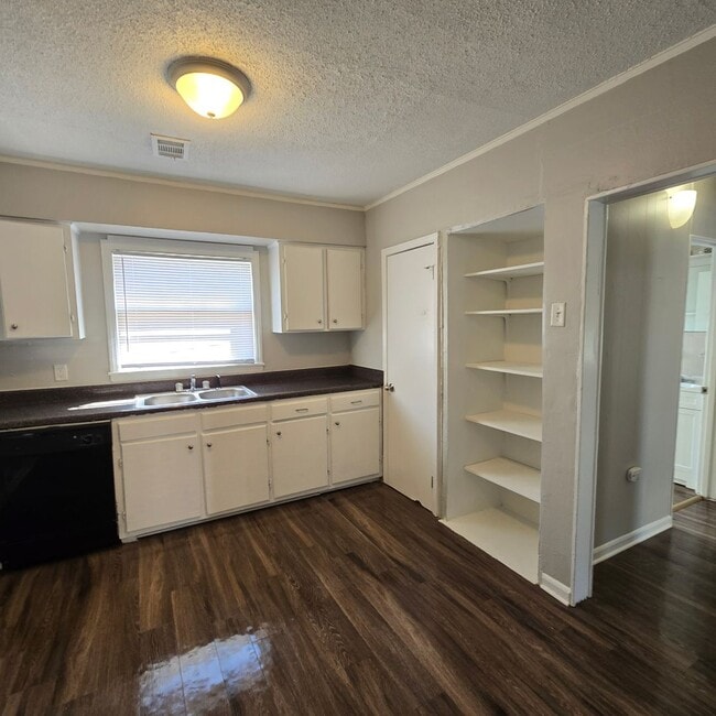 1370 Isabelle St in Memphis, TN - Building Photo - Building Photo