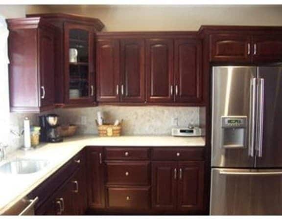 24 Cushing St, Unit 2 in Medford, MA - Foto de edificio - Building Photo