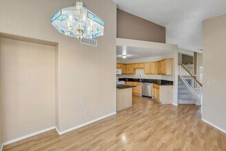 4413 E Hiddenview Dr in Phoenix, AZ - Building Photo - Building Photo