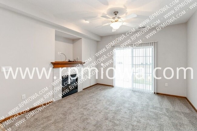 1632 NW Prairie Lakes Dr in Ankeny, IA - Building Photo - Building Photo