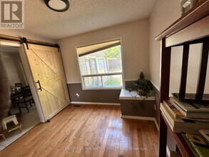120 Andona Crescent in Toronto, ON - Building Photo - Building Photo