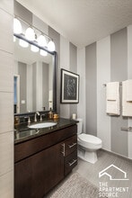 345 E Ohio St in Chicago, IL - Building Photo - Building Photo