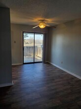 1441 N Smith Ct in Wichita, KS - Building Photo - Building Photo