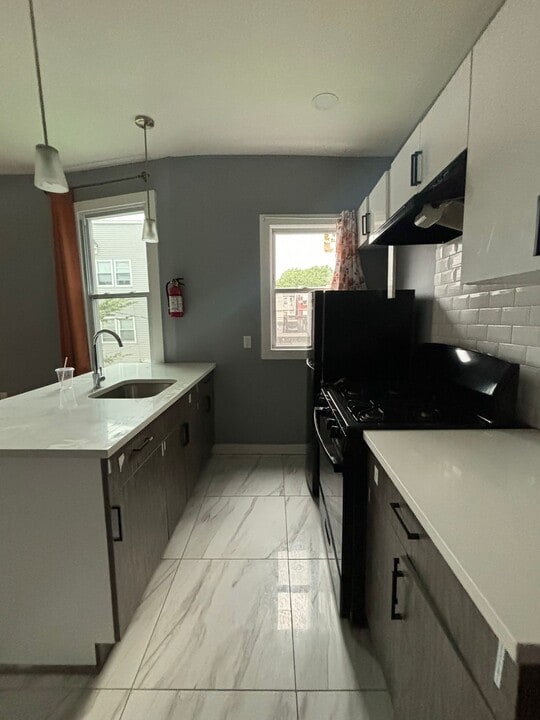 808 S 17th St, Unit 2 in Newark, NJ - Foto de edificio