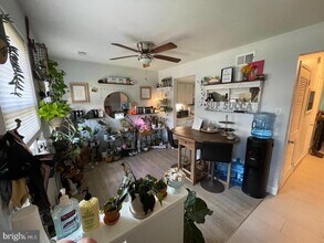 243 Holly Dr in King of Prussia, PA - Building Photo - Building Photo