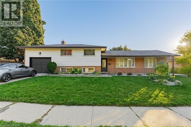 property at 19 Elm Ridge Dr