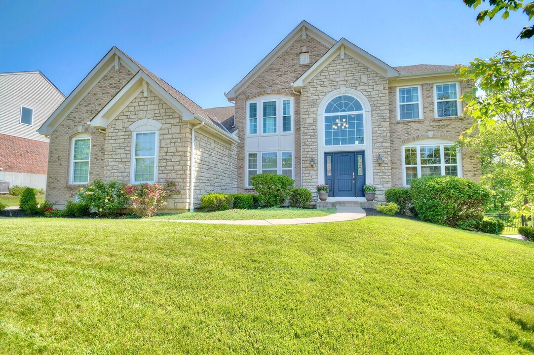9918 Burleigh Ln in Union, KY - Building Photo