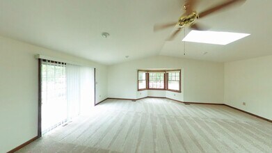 859 Catalina Dr in Newport News, VA - Building Photo - Building Photo