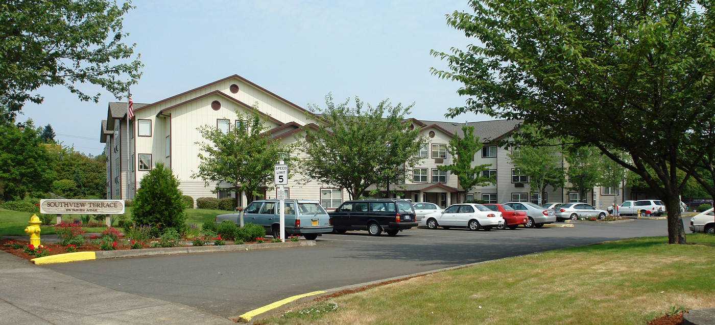 Southview Terrace in Salem, OR - Building Photo