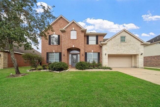 property at 13909 Stonewood Ct