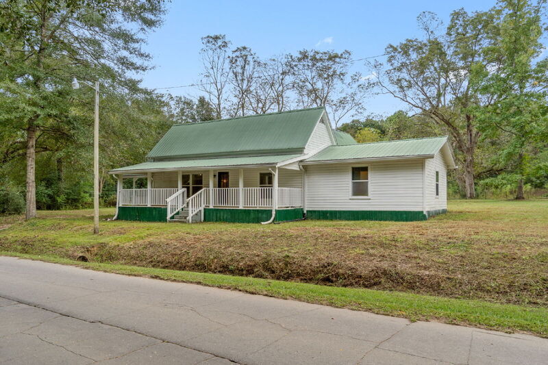 4114 2nd Ave in Laurel Hill, FL - Building Photo