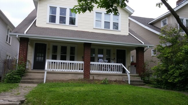 property at 220 E. Hudson Street