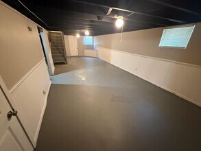 7129 Dawson Pl in Jennings, MO - Foto de edificio - Building Photo