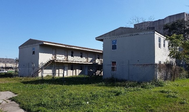 722 S Gayoso St in New Orleans, LA - Foto de edificio - Building Photo