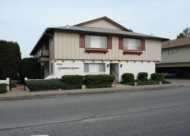 1880 Ednamary Way in Mountain View, CA - Building Photo - Building Photo