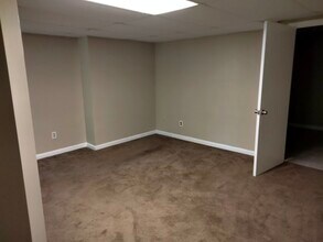 5223 Mainstreet Park Dr, Unit Garden in Stone Mountain, GA - Building Photo - Building Photo