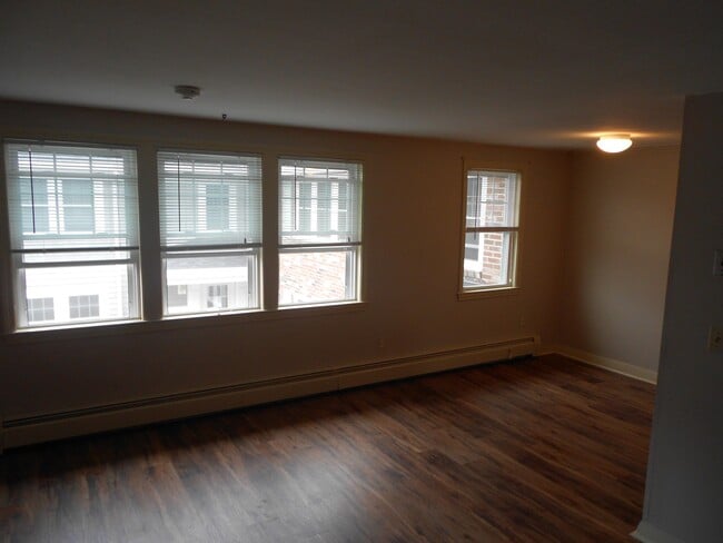 66 Center St in Dennis, MA - Building Photo - Building Photo