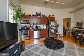 4 Leverington Ave-Unit -203 in Philadelphia, PA - Building Photo - Building Photo