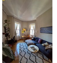 249 Commonwealth Ave, Unit 5 in Boston, MA - Building Photo - Building Photo
