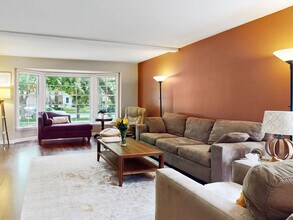 9014 Kedvale Ave in Skokie, IL - Building Photo - Building Photo