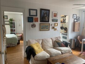 13 Thacher St, Unit 5 in Boston, MA - Building Photo