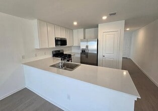 18716 Loom Dr in Conroe, TX - Building Photo - Building Photo