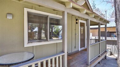 32905 Chipmunk Ln in Running Springs, CA - Building Photo - Building Photo
