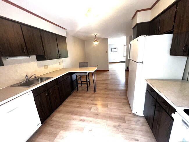32 Preston Terrace in Waterbury, CT - Building Photo - Building Photo